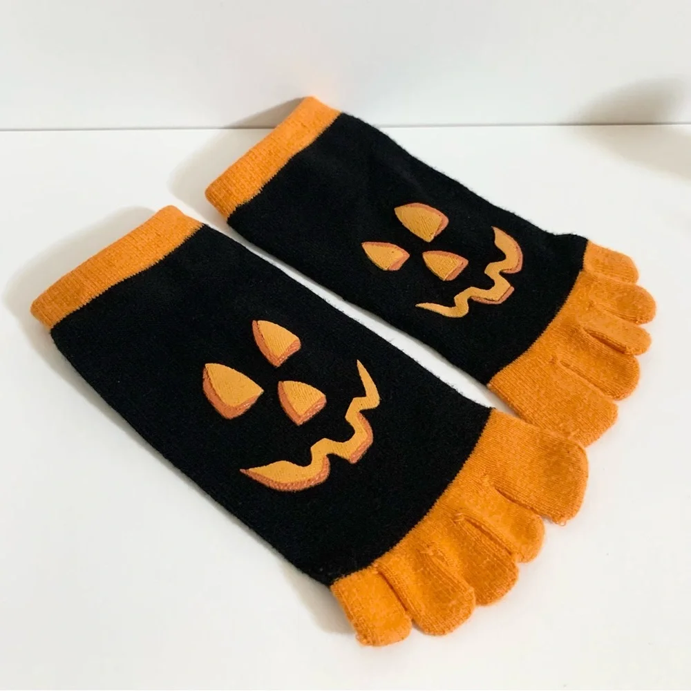 New Vintage Jack o’ lantern toe socks Halloween